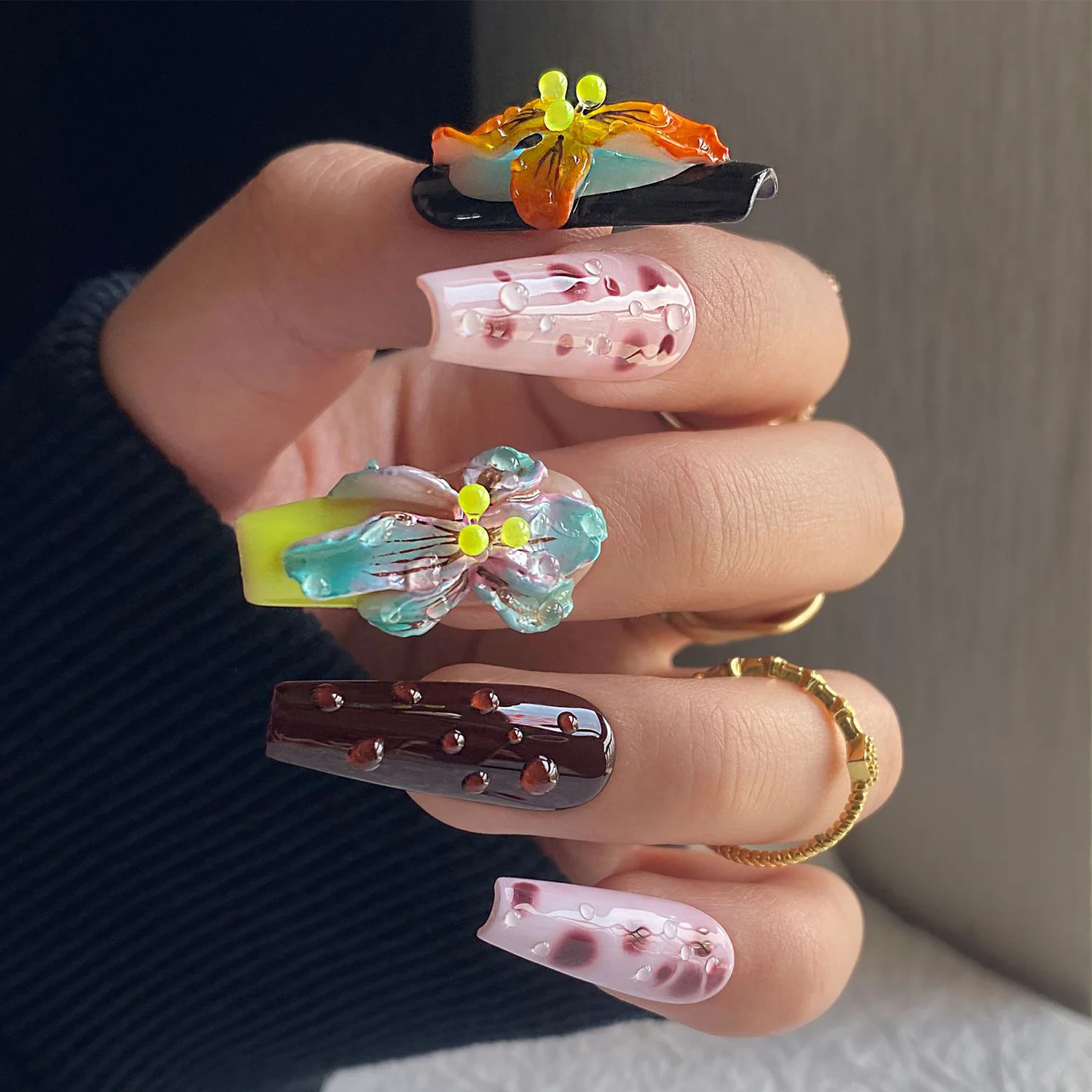 Thumb 5